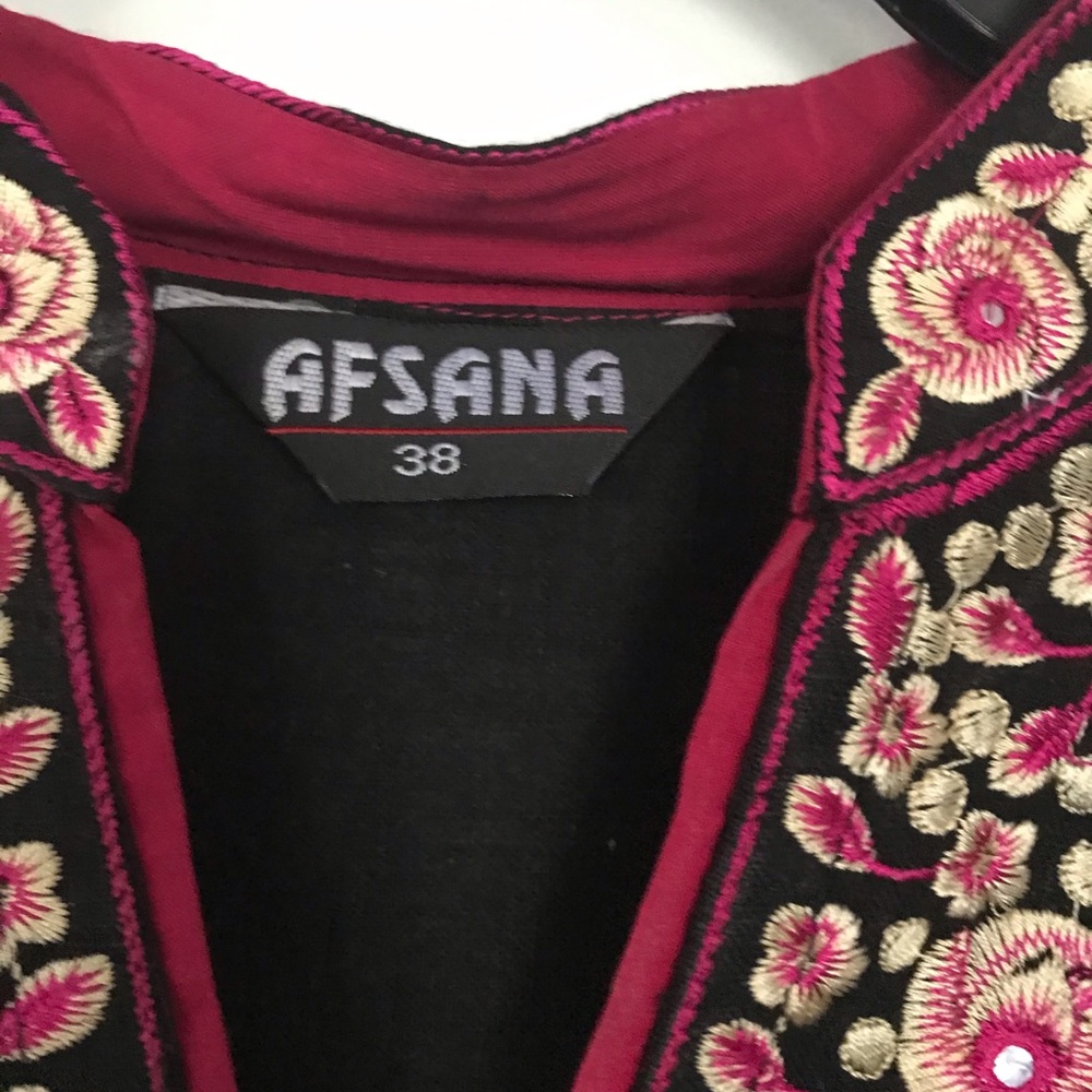 Indian Kurta - Picture 4 of 4